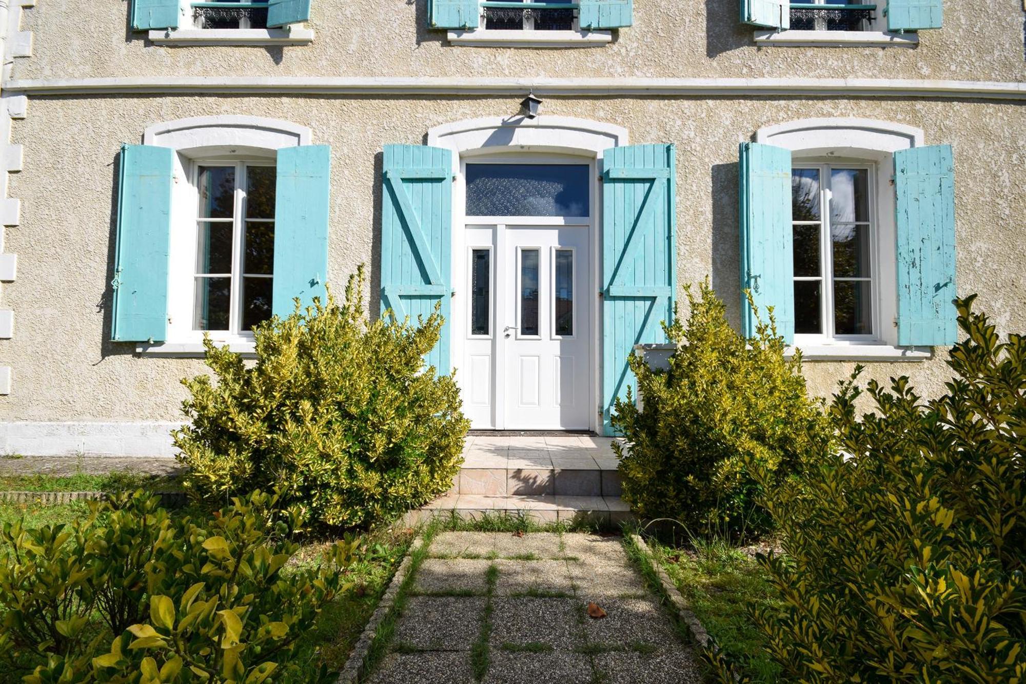 Villa Avec Piscine Et Billard Sabres エクステリア 写真